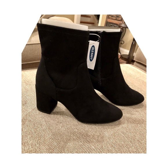 🌟Price Drop🌟Faux-Suede Black Block-Heel Boots - Picture 3 of 5